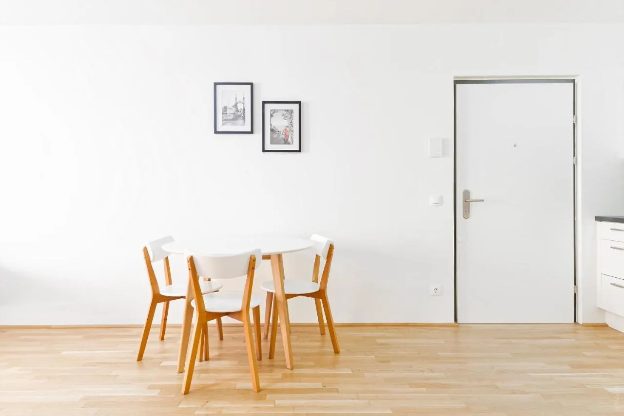 Apartment Whats-App Self-Check-In - 1Br Apartment, Near Airport,15 Min To Center Vienna