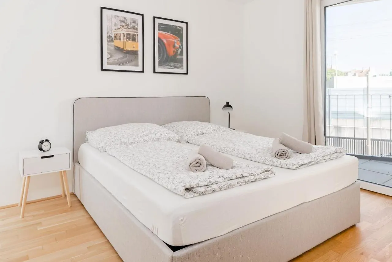 Whats-App Self-Check-In - 1Br Apartment, Near Airport,15 Min To Center Vienna